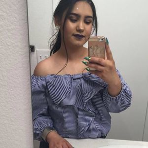 Meet your Posher, Denise